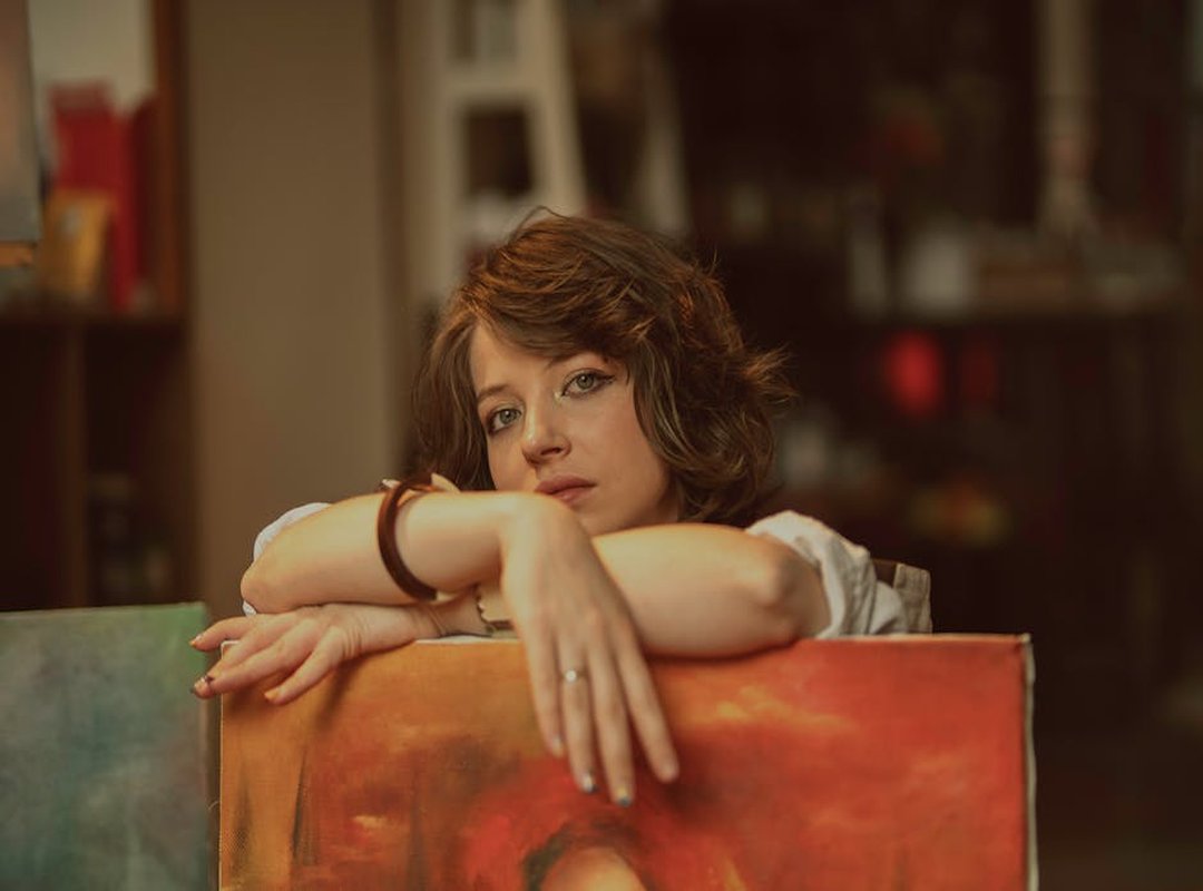 Comparisons: Angie Suz vs. Other Creators